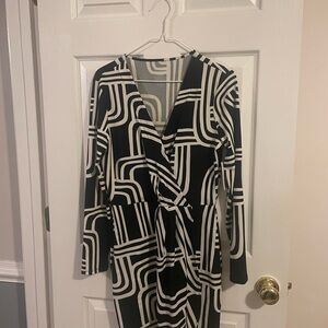 Nine West Black and White Long Sleeve Dress